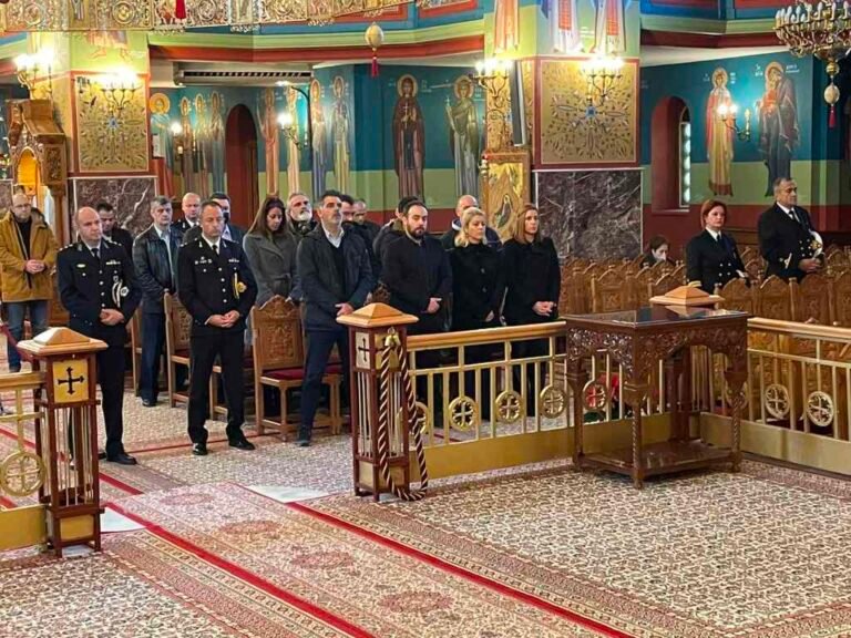 Θεία Λειτουργία στον Καθεδρικό Ιερό Ναό Παναγίας Φανερωμένης Αιγίου προς τιμήν των Σωμάτων Ασφαλείας