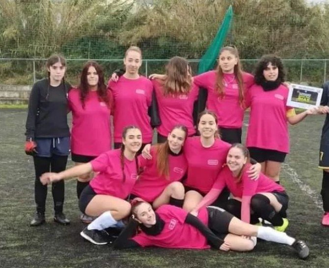 328232255_1570917383410347_1173720978997632623_n