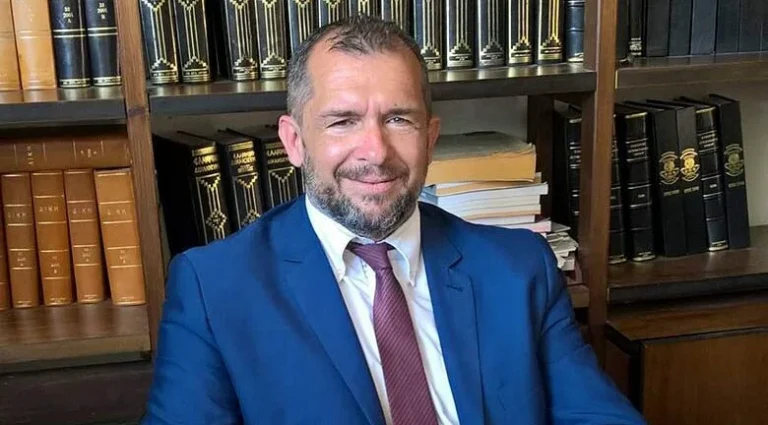 Επικοινωνία Γιώργου Μπέσκου με τον Ειδικό Σύμβουλο του υπουργού Αγροτικής Ανάπτυξης και Τροφίμων για ενίσχυση της κορινθιακής σταφίδας
