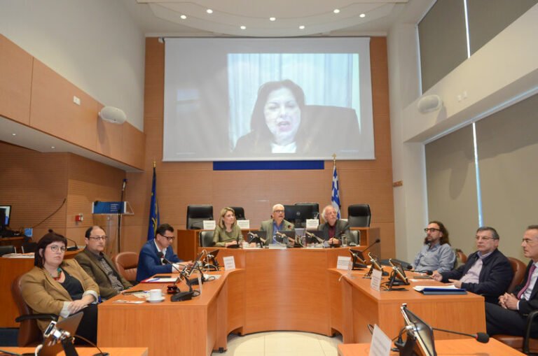 Νομοθετείται διάταξη για την υποχρεωτική καταγραφή των ζώων συντροφιάς