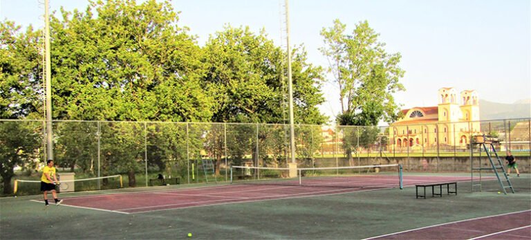 Πληθαίνουν οι συμμετοχές στο «3ο Lykoi Tennis cup» στις εγκαταστάσεις της Αβύθου