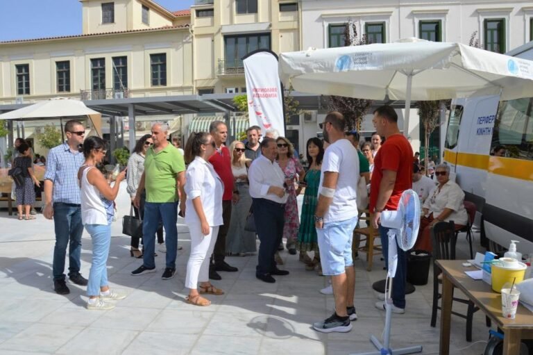 Είκοσι φιάλες αίματος συγκεντρώθηκαν στην εθελοντική αιμοδοσία  της Ομάδας Εργασίας Νέων της παράταξης «Aιγιάλεια τώρα»  του Δημήτρη Καλογερόπουλου