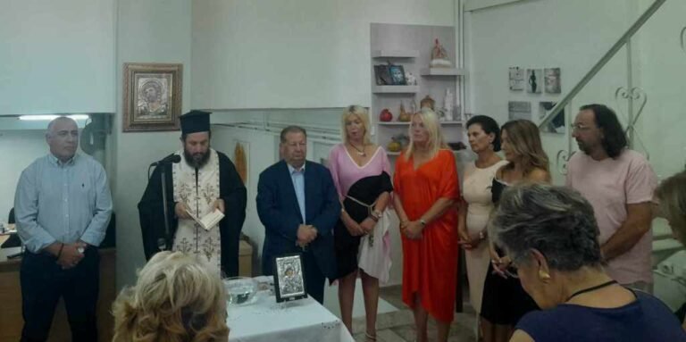 Αγιασμός και ευχές για τη νέα χρονιά στα ΚΑΠΗ του δήμου Αιγιαλείας