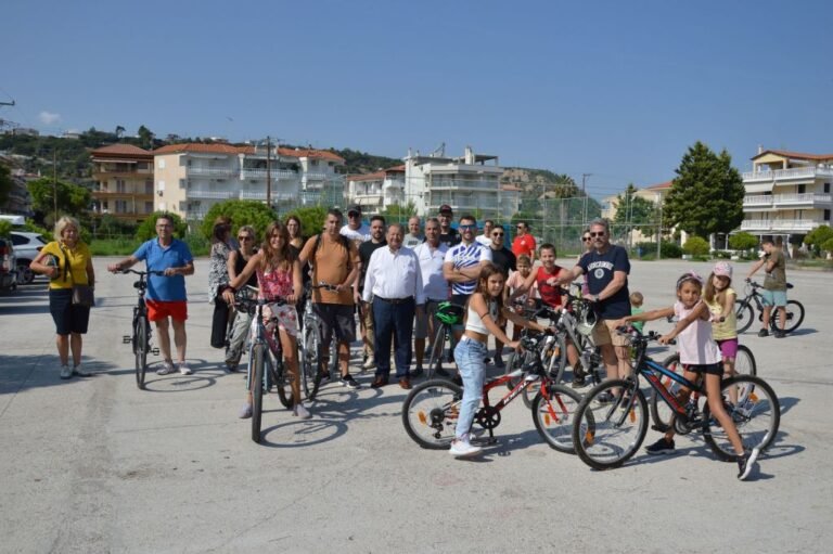 Δημήτρης Καλογερόπουλος: «Στα σχέδια της επόμενης πενταετίας ένας ενιαίος ποδηλατόδρομος κατά μήκος όλης της Αιγιάλειας»