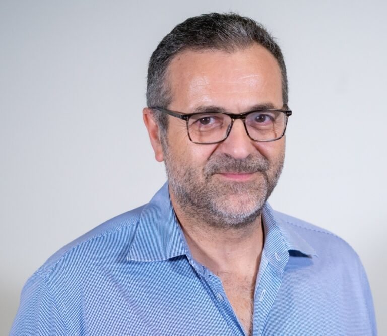 Γιώργος Αγγελόπουλος: «Ποιος ξέρει και μπορεί καλύτερα από τον Καλογερόπουλο;»