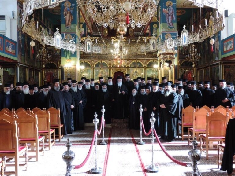 Κραυγή αγωνίας από τους ιερείς της Ιεράς Μητροπόλεως Καλαβρύτων και Αιγιαλείας για το προς ψήφιση νομοσχέδιο για το γάμο των ομόφυλων ζευγαριών και το δικαίωμα της τεκνοθεσίας
