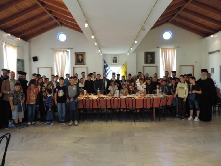 Συνάντηση Μητροπολίτη Ιερωνύμου με Ιερόπαιδες