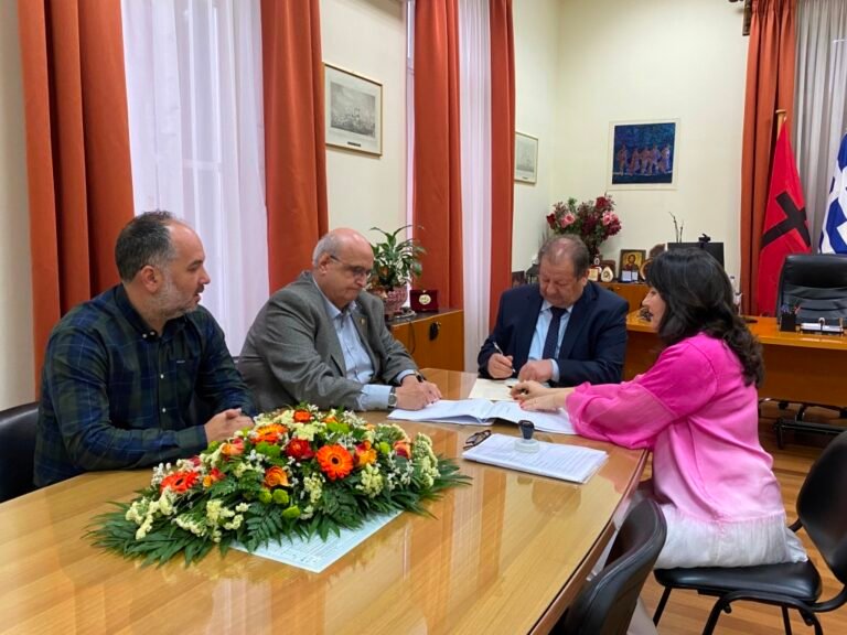 Ολοκληρώθηκε η παραχώρηση όλου του ακινήτου της πρώην Χαρτοποιίας από το Πανεπιστήμιο Πατρών προς το Δήμο Αιγιαλείας