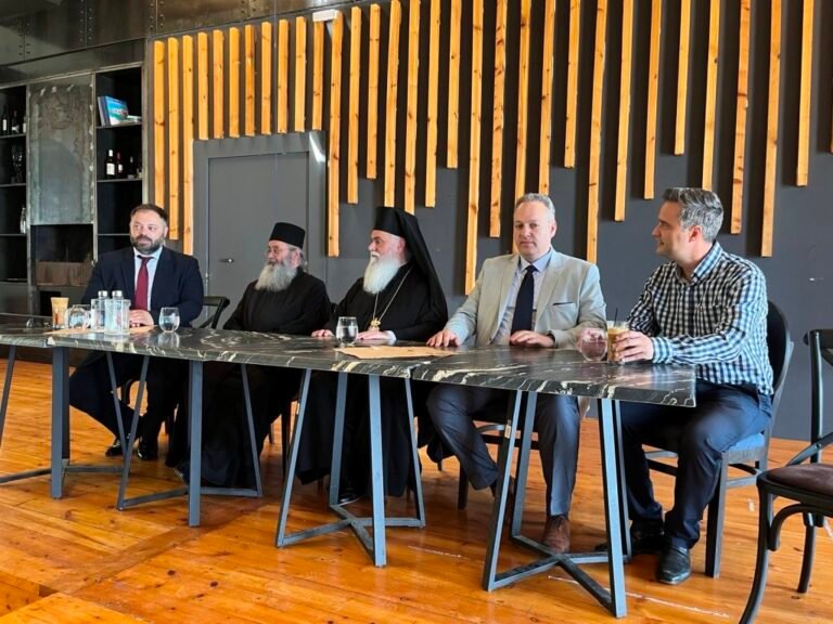 Με αρχιερατική ευλογία η κυριακάτικη συνάντηση φίλων του Δημοκρατικού Πατριωτικού Κινήματος ΝΙΚΗ στο Αίγιο