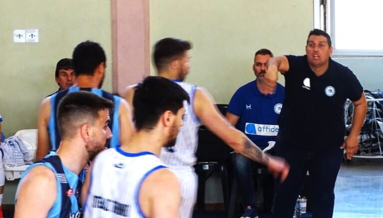Άρης Ξενούλης: «Πιο δύσκολο και περισσότερο ανταγωνιστικό το φετινό πρωτάθλημα» – Συνέντευξη του προπονητή του Αστέρα Τέμενης στο «Aigialeia TV»