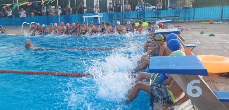 6η Γιορτή Κολύμβησης από τη Φιλαθλητική Λέσχη Αιγίου / (ΦΩΤΟΓΡΑΦΙΕΣ)