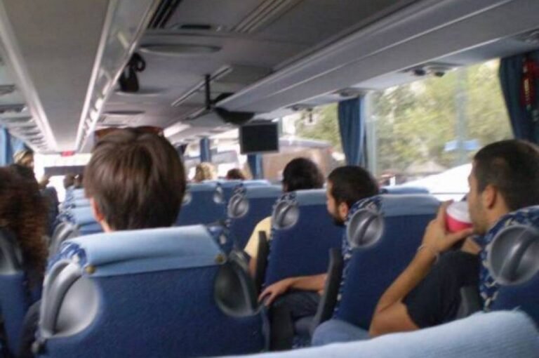 Στην τελική ευθεία η ολοκλήρωση των διαγωνιστικών διαδικασιών για τη μεταφορά μαθητών στην Αχαΐα