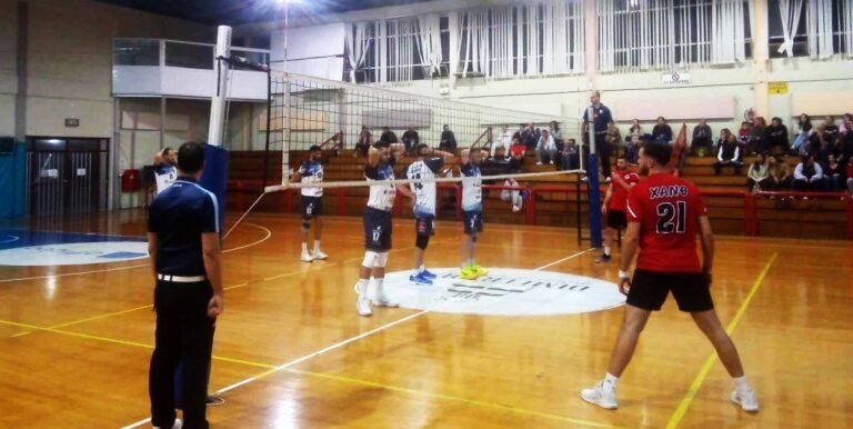 ΒΟΛΕΪ: Ο Α.Ο. Αιγιαλέων νίκησε με ανατροπή 3-2 σετ τη ΧΑΝΘ