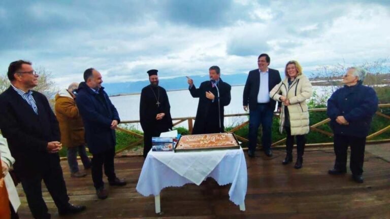 Στον υγρότοπο Αλυκής έκοψε την πρωτοχρονιάτικη πίτα του ο τοπικός Σύλλογος