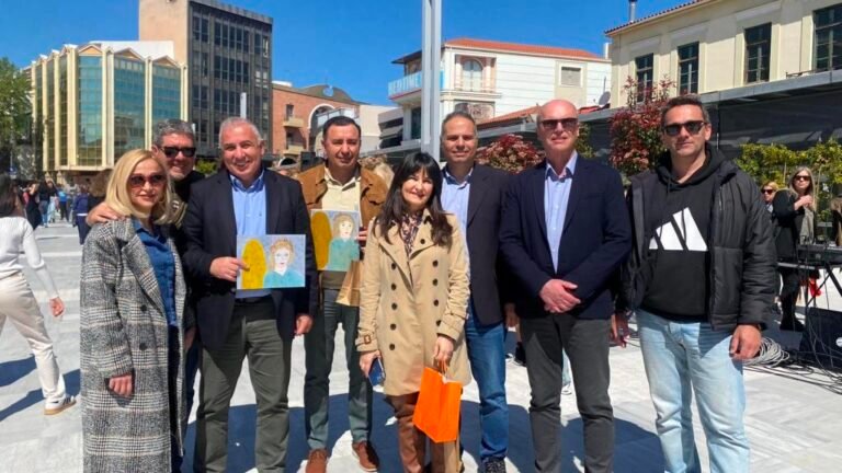 Γιορτή αγάπης το 3ο Πασχαλινό Παζάρι με μαθητικές δημιουργίες στην πλατεία Αγίας Λαύρας – Τα έσοδα θα δοθούν σε ΕΚΑΜΕ και «Χαμόγελο του Παιδιού»