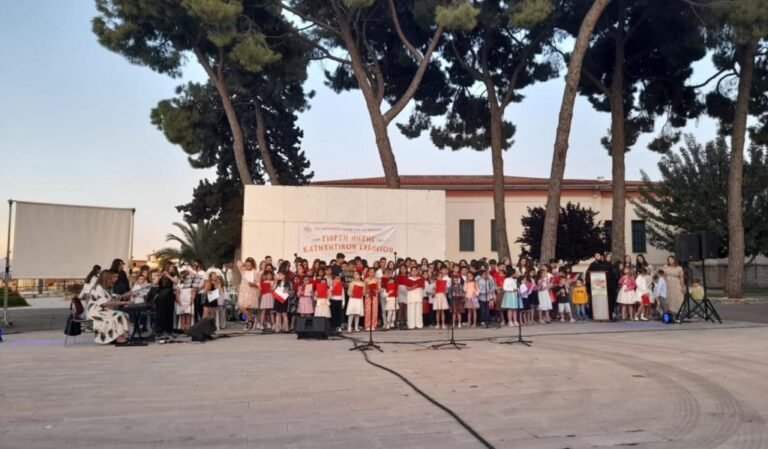 Στο κατάμεστο «Γεώργιος Παππάς» η γιορτή λήξης των κατηχητικών συνάξεων των Ενοριών της Αιγιαλείας