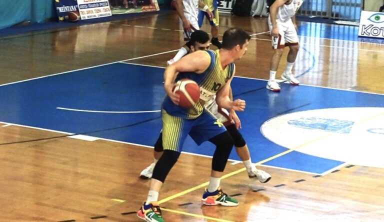 ΜΠΑΣΚΕΤ (ΚΕΡΑΥΝΟΣ ΑΙΓΙΟΥ): «Διπλό» (59-62) στα Αραχωβίτικα και πλέι οφ με Ανδραβίδα