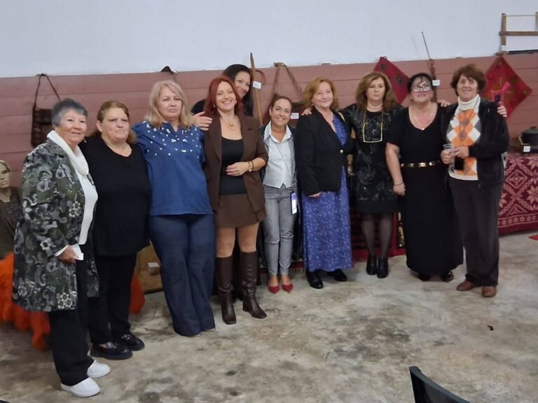 «Γεμάτη» αναμνήσεις και μηνύματα! – ΑΞΙΟΛΟΓΗ Η ΕΚΔΗΛΩΣΗ «1η ΓΙΟΡΤΗ ΤΗΣ ΑΓΡΟΤΙΣΣΑΣ» ΠΟΥ ΔΙΟΡΓΑΝΩΣΕ Ο ΝΕΟΣΥΣΤΑΤΟΣ ΣΥΛΛΟΓΟΣ ΓΥΝΑΙΚΩΝ ΜΕΛΙΣΣΙΩΝ ΑΙΓΙΑΛΕΙΑΣ «Η ΕΛΠΙΔΑ»