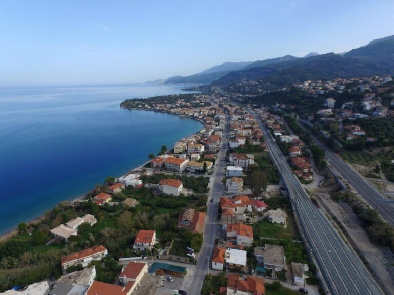 Στην Αιγείρα την Παρασκευή (17/10) ο δήμαρχος Αιγιαλείας – Θα δεχτεί πολίτες και θα συζητήσει ζητήματα και προβλήματα που αφορούν την περιοχή